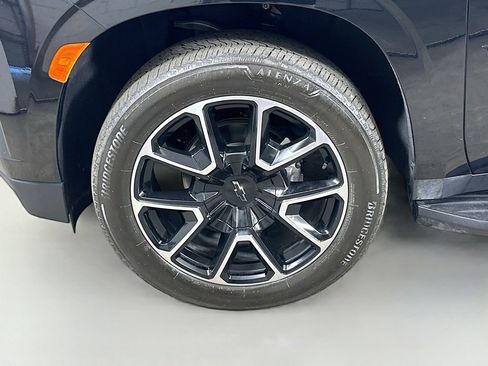Used 2021 Chevrolet Tahoe RST w/ Luxury Package RWD image 8