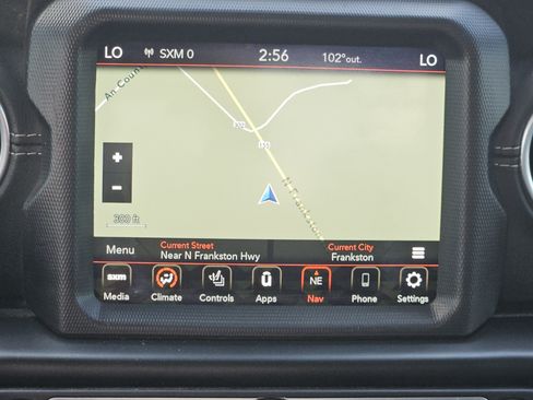 Used 2020 Jeep Gladiator Overland AWD/4WD image 13