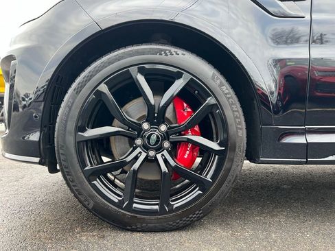 Used 2022 Land Rover Range Rover Sport SVR image 2