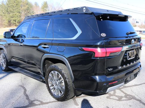 Used 2023 Toyota Sequoia Limited image 3