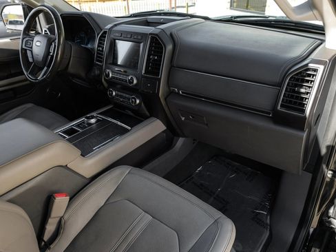 Used 2019 Ford Expedition Limited w/ Special Edition Package RWD image 17