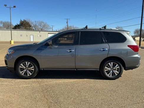 Used 2019 Nissan Pathfinder SL image 9