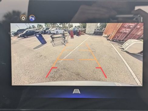 Used 2025 Chevrolet Equinox LT AWD/4WD image 23