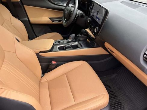 Used 2024 Lexus NX 350 350 Premium image 23