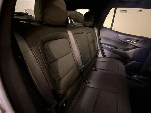 Used 2026 Chevrolet Equinox LT FWD image 24