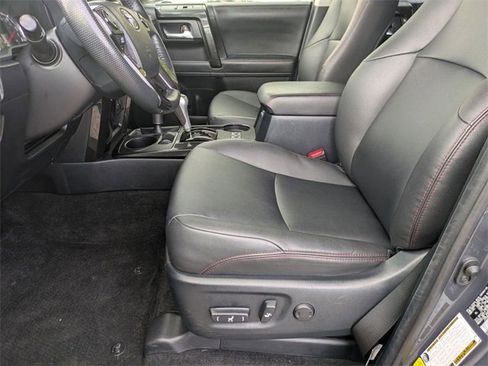 Used 2024 Toyota 4Runner TRD Off-Road Premium image 12