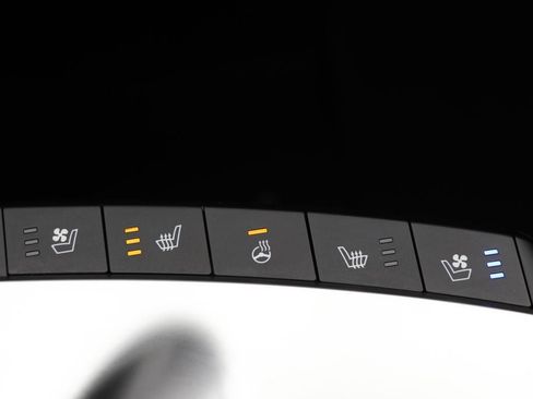 Used 2023 Kia EV6 Wind w/ Wind Technology Package image 24