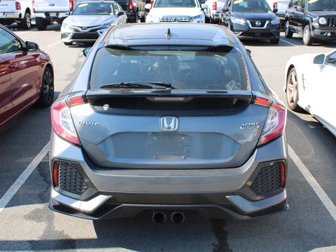 Used 2018 Honda Civic Sport Touring image 7