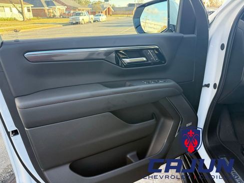 New 2026 Chevrolet Suburban RST w/ Advanced Technology Package AWD/4WD image 7