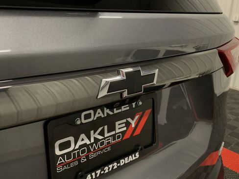 Used 2020 Chevrolet Traverse RS image 16