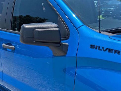 Used 2025 Chevrolet Silverado 1500 Custom w/ Turbomax Blackout Package AWD/4WD image 12