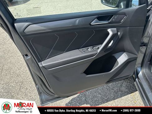 Certified 2023 Volkswagen Tiguan SE FWD image 16