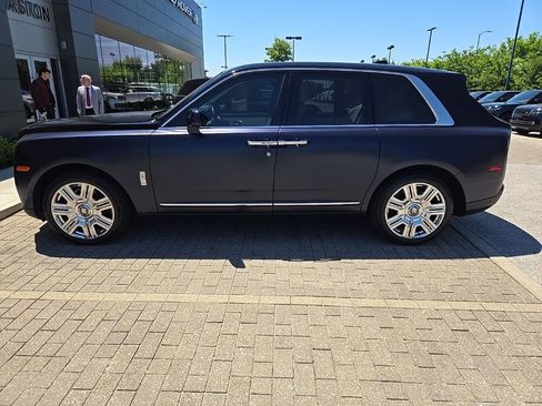 Used 2021 Rolls-Royce Cullinan AWD/4WD image 8