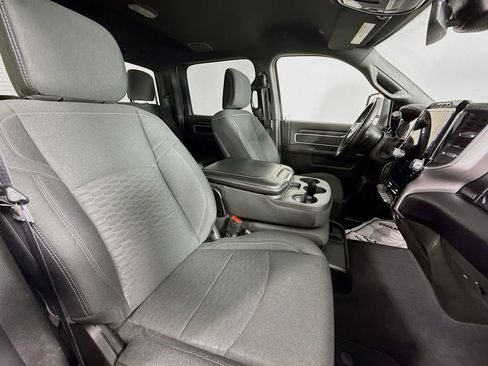 Used 2025 RAM 2500 Big Horn AWD/4WD image 27