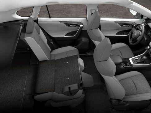 New 2025 Toyota RAV4 XLE image 74