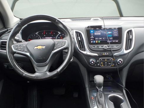 Certified 2022 Chevrolet Equinox LT FWD image 11