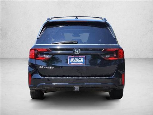 Used 2025 Honda Odyssey EX-L image 6