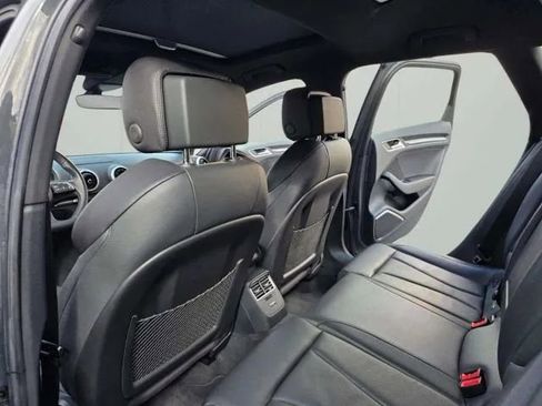 Used 2018 Audi A3 e-tron Prestige w/ Prestige Package image 26