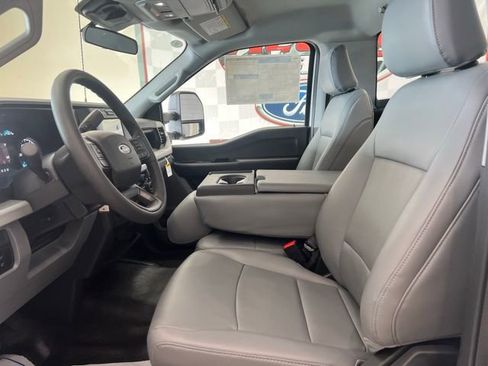 New 2026 Ford F550 4x4 Regular Cab Super Duty image 23