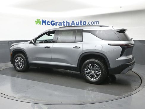 New 2026 Chevrolet Traverse LT w/ Driver Confidence Package AWD/4WD image 19