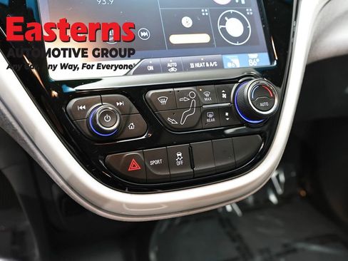 Used 2018 Chevrolet Bolt LT image 20