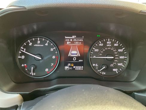 Certified 2025 Subaru Forester image 18