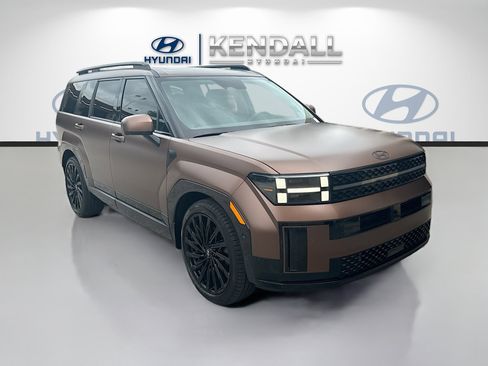 Used 2024 Hyundai Santa Fe Calligraphy FWD image 1