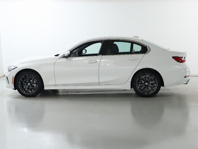 Used 2026 BMW 330i xDrive Sedan w/ Convenience Package AWD/4WD image 39