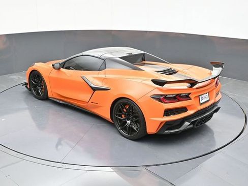 Used 2023 Chevrolet Corvette Z06 w/ Stealth Interior Trim Package image 47