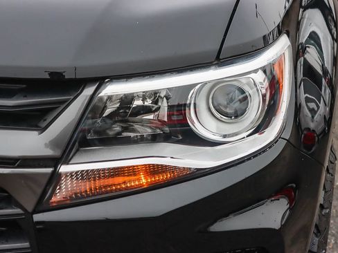 Used 2022 Chevrolet Colorado Z71 image 7