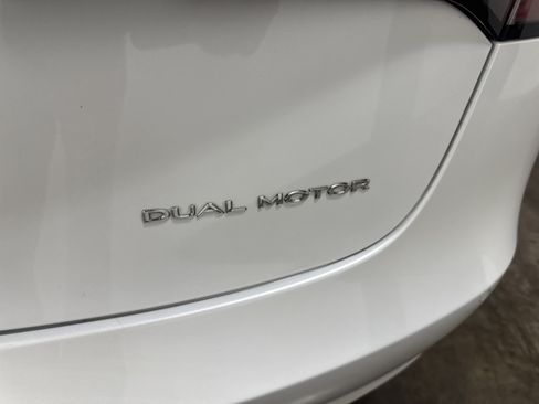 Used 2022 Tesla Model 3 Long Range AWD/4WD image 35