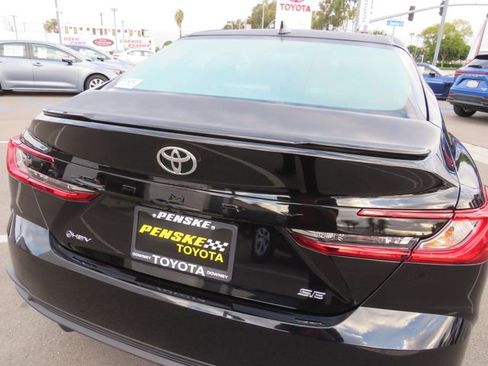 Certified 2026 Toyota Camry SE w/ Convenience Package image 12