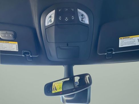 Used 2026 Chrysler Pacifica Select FWD image 23