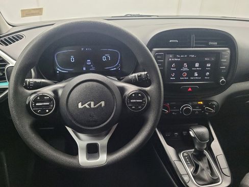 Used 2023 Kia Soul LX w/ Option Group 015 image 22