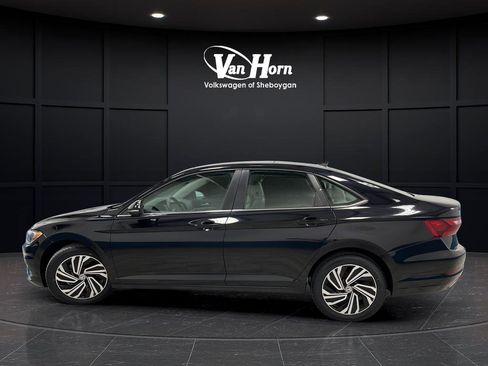 Used 2021 Volkswagen Jetta SEL Premium FWD image 6