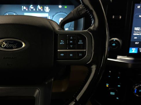 Used 2023 Ford F350 Lariat w/ Lariat Ultimate Package AWD/4WD image 22