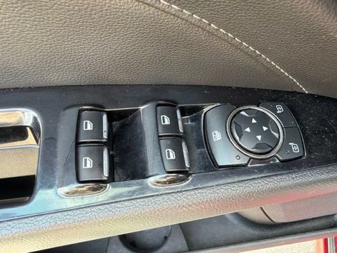 Used 2016 Ford Fusion Titanium FWD image 22