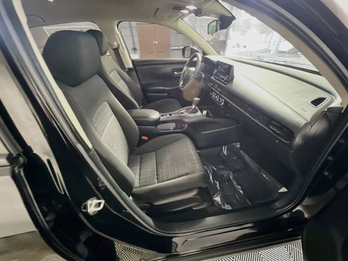 Used 2024 Honda HR-V LX image 31