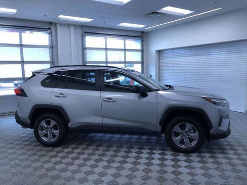 Certified 2025 Toyota RAV4 LE AWD/4WD image 35