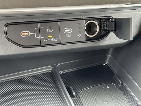 New 2026 Kia Carnival EX image 37