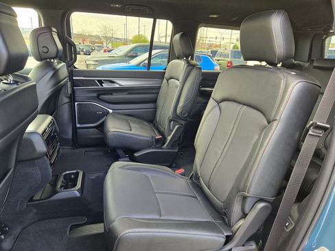 New 2026 Jeep Grand Wagoneer Limited AWD/4WD image 28