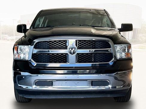 Used 2021 RAM 1500 Classic SLT RWD image 2