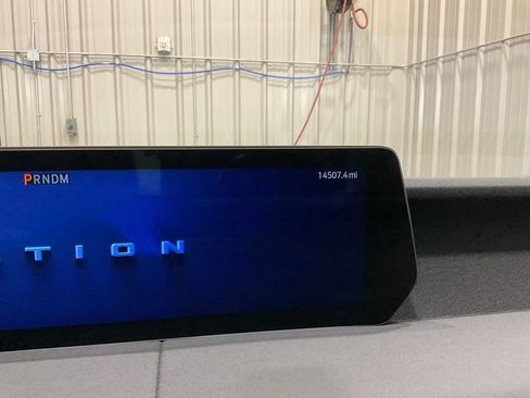 Used 2025 Ford Expedition Platinum w/ Platinum Ultimate Package image 18