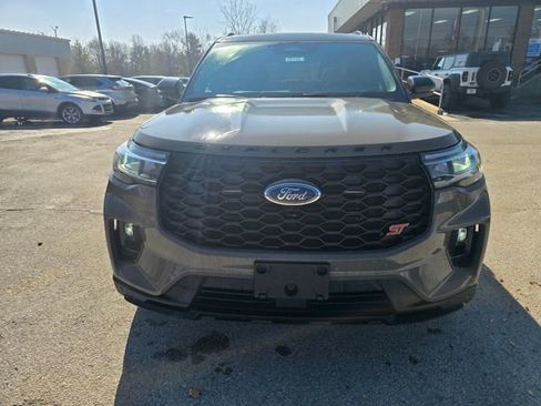 New 2026 Ford Explorer ST w/ Sun And Sound Package image 8