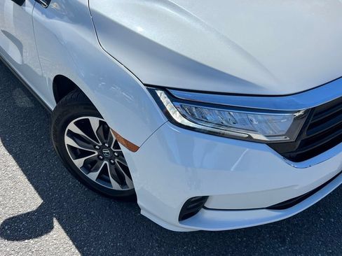Used 2023 Honda Odyssey EX-L image 2