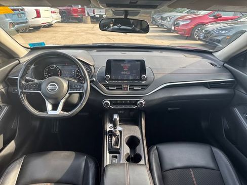 Used 2022 Nissan Altima 2.5 SR w/ Midnight Edition Package AWD/4WD image 14