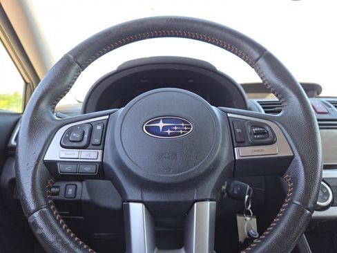 Used 2017 Subaru Crosstrek 2.0i Premium AWD/4WD image 27