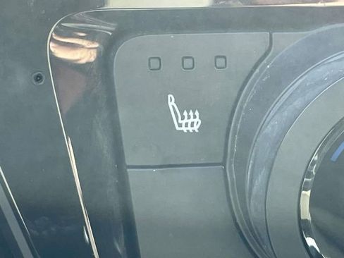 Used 2024 Toyota Grand Highlander XLE image 19