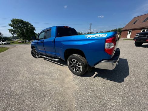 Used 2017 Toyota Tundra SR5 w/ TRD Off Road Package AWD/4WD image 3