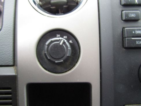 Used 2012 Ford F150 XLT w/ XTR Pkg image 21